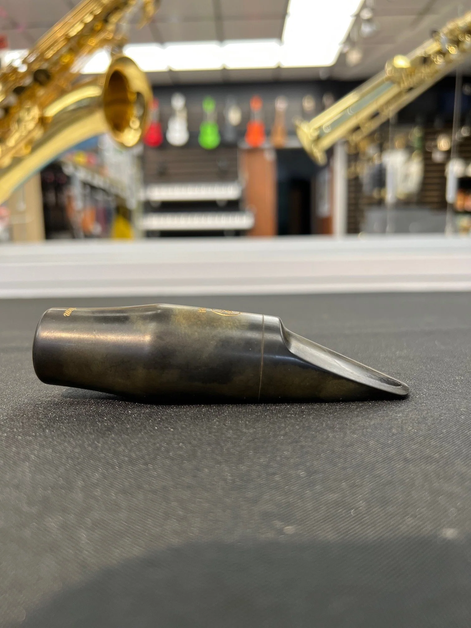 Second Hand Yamaha Custom 4CM Tenor Saxophone Mouthpiece - Image 4