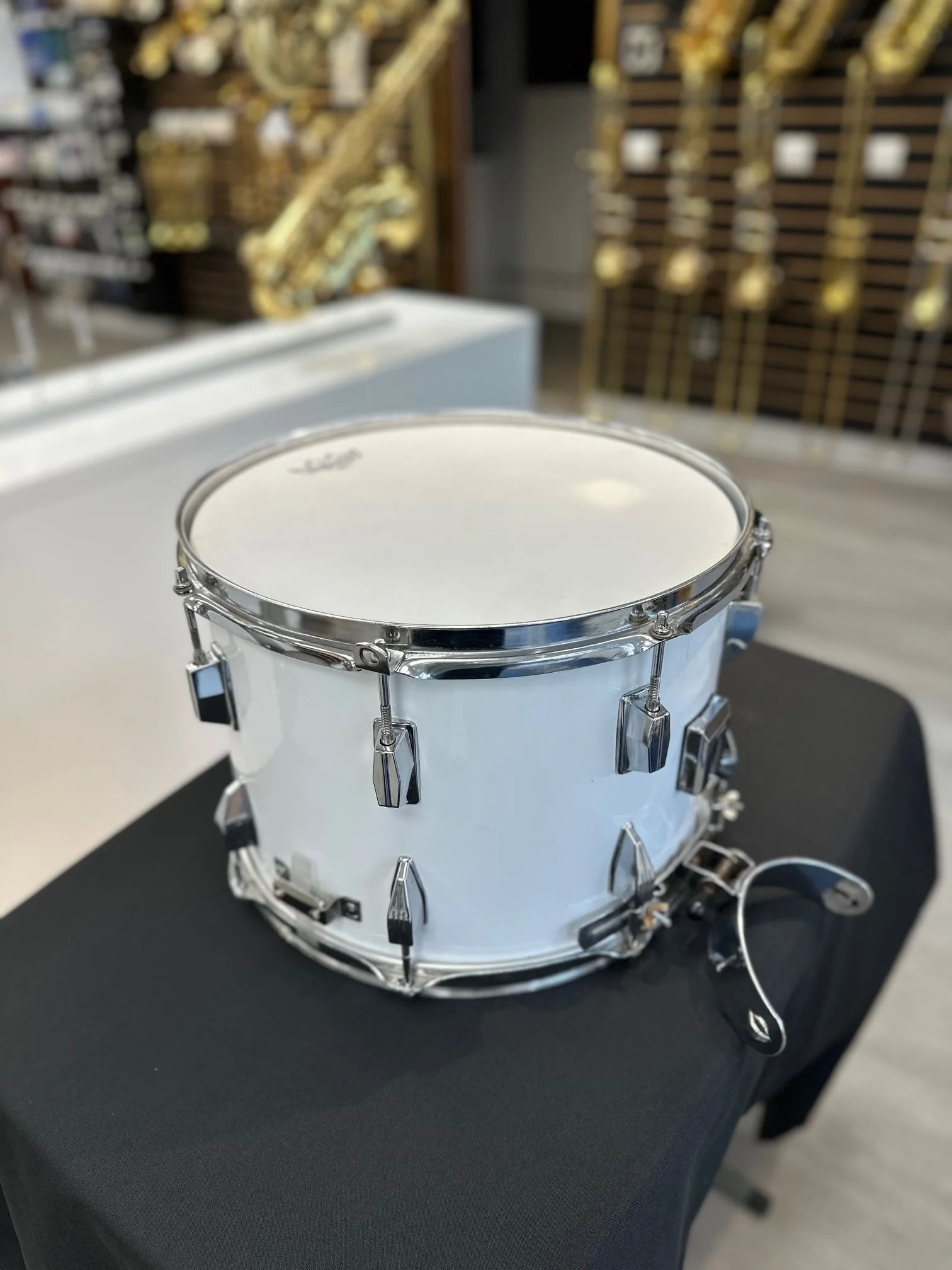 Pre-owned 14” White Marching Snare Drum - Image 3