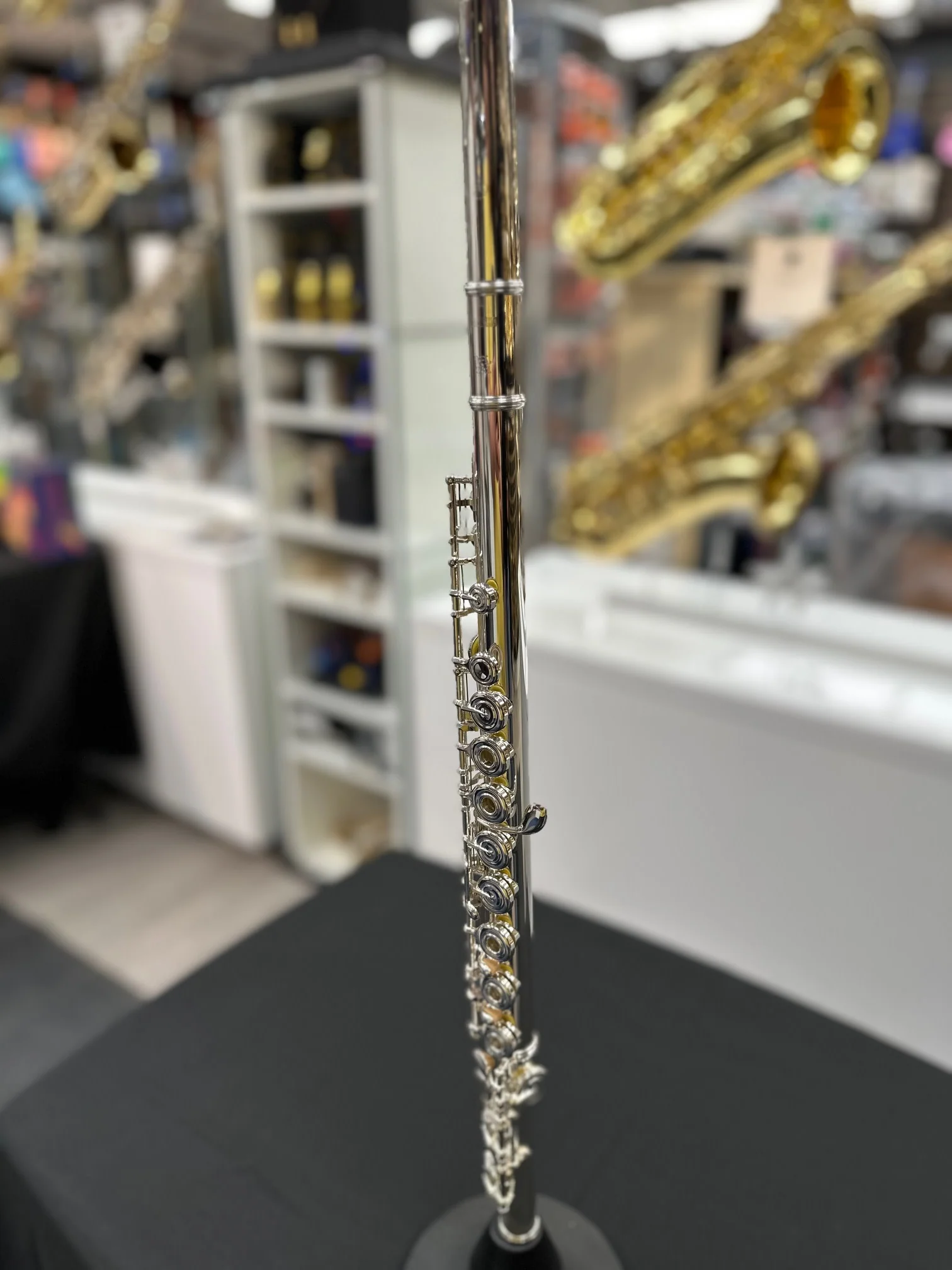 Pre-Owned Yamaha YFL-282 Student Flute - Image 2