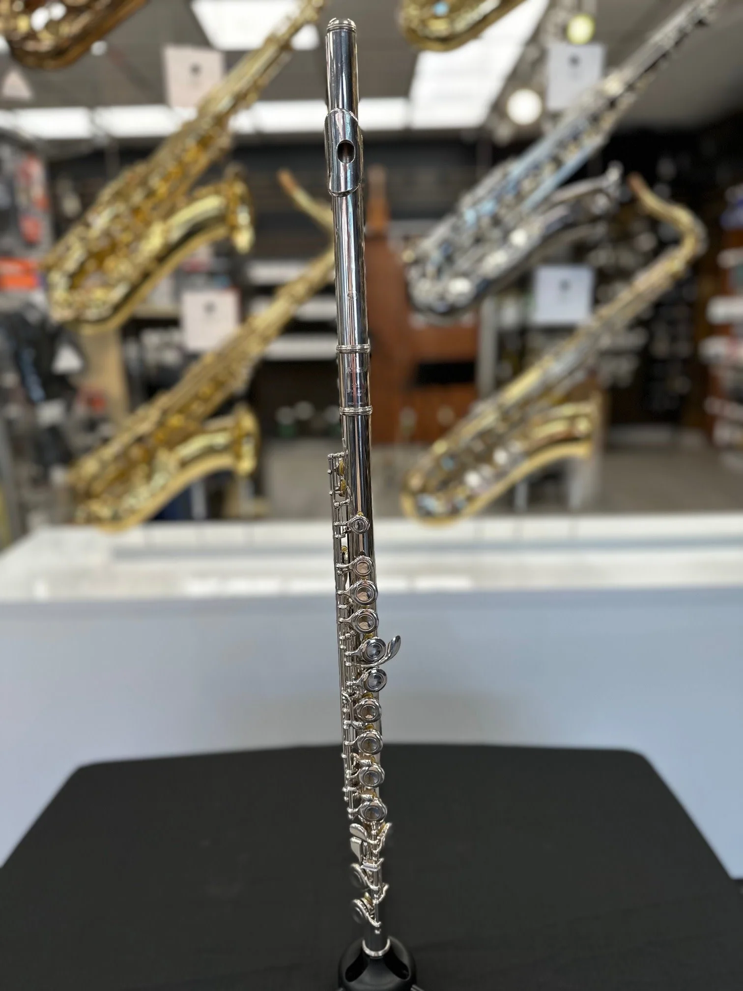 Pre-Owned Yamaha YFL-221 Flute