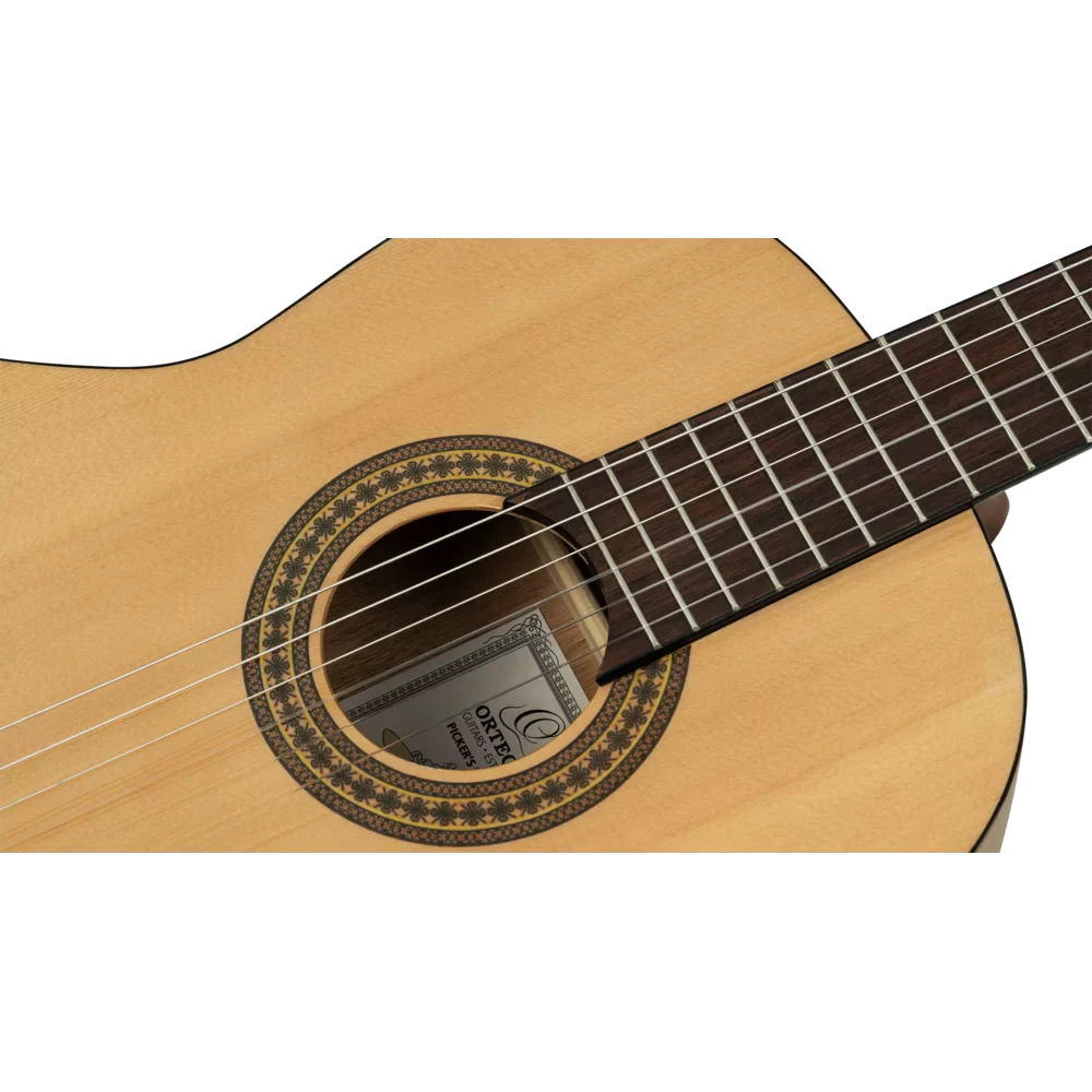 Ortega Picker's Pack Classical Guitar - Image 10