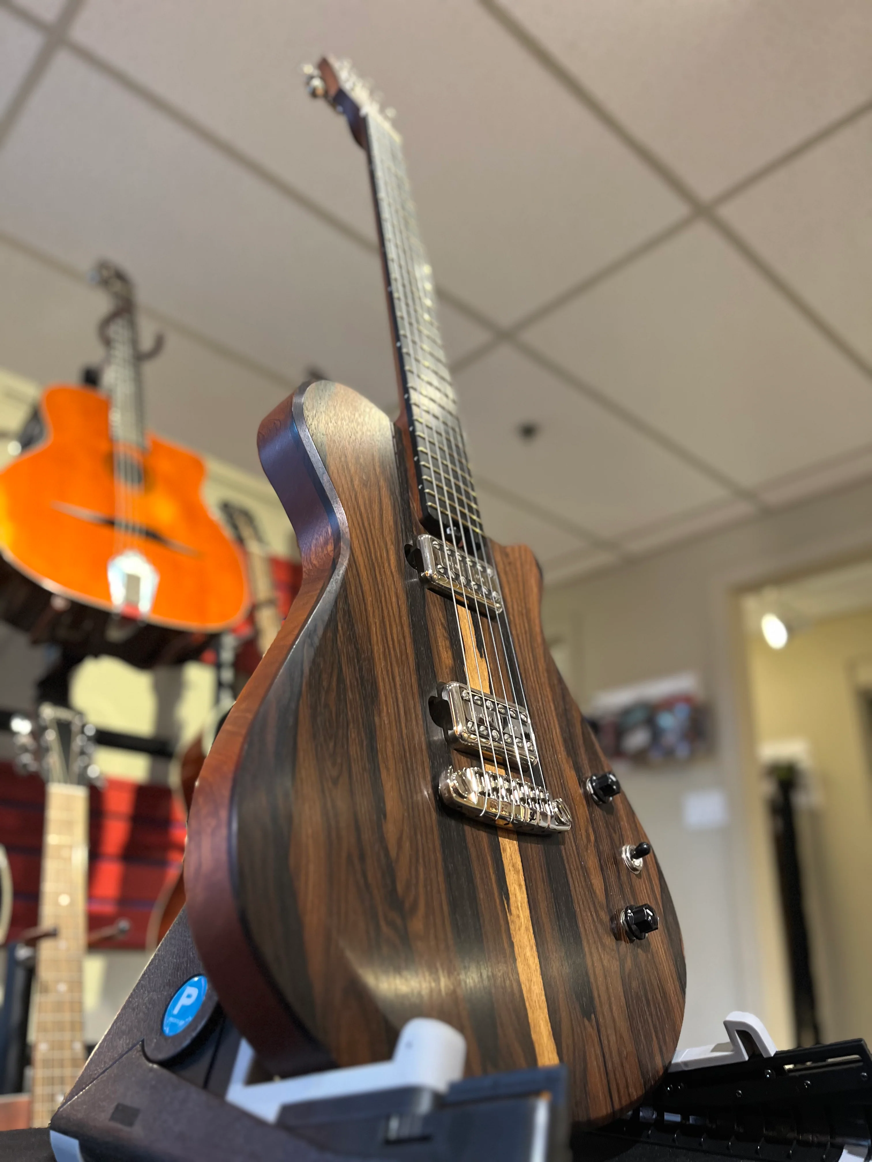 Jacques C. Taine Electric Guitar - Image 3