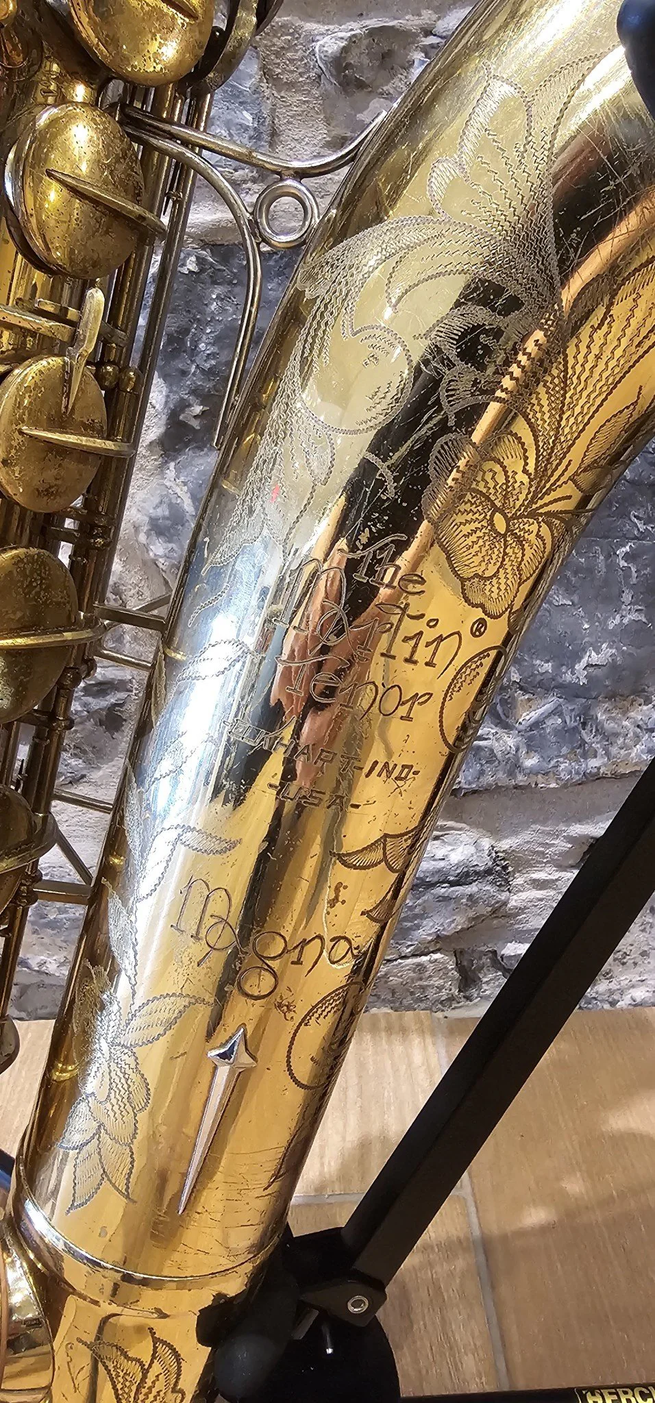 Pre-Owned Martin Magna Tenor Saxophone - Image 2
