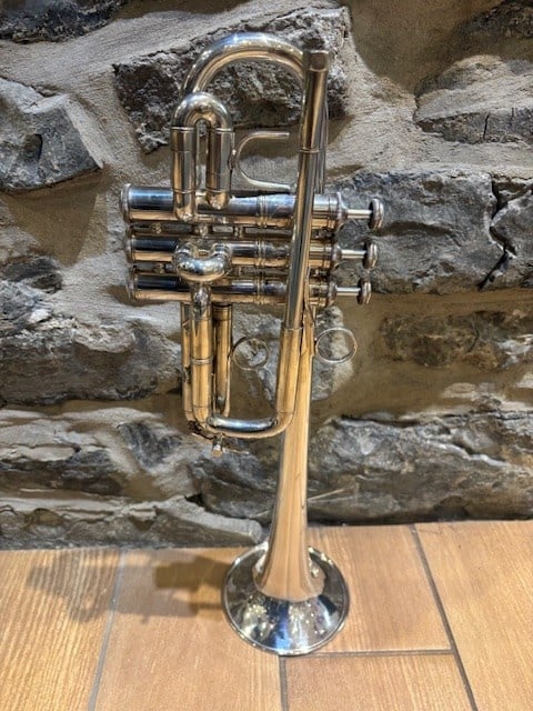 Pre-Owned Eb/D Bach Stradivarius Trumpet - Image 4