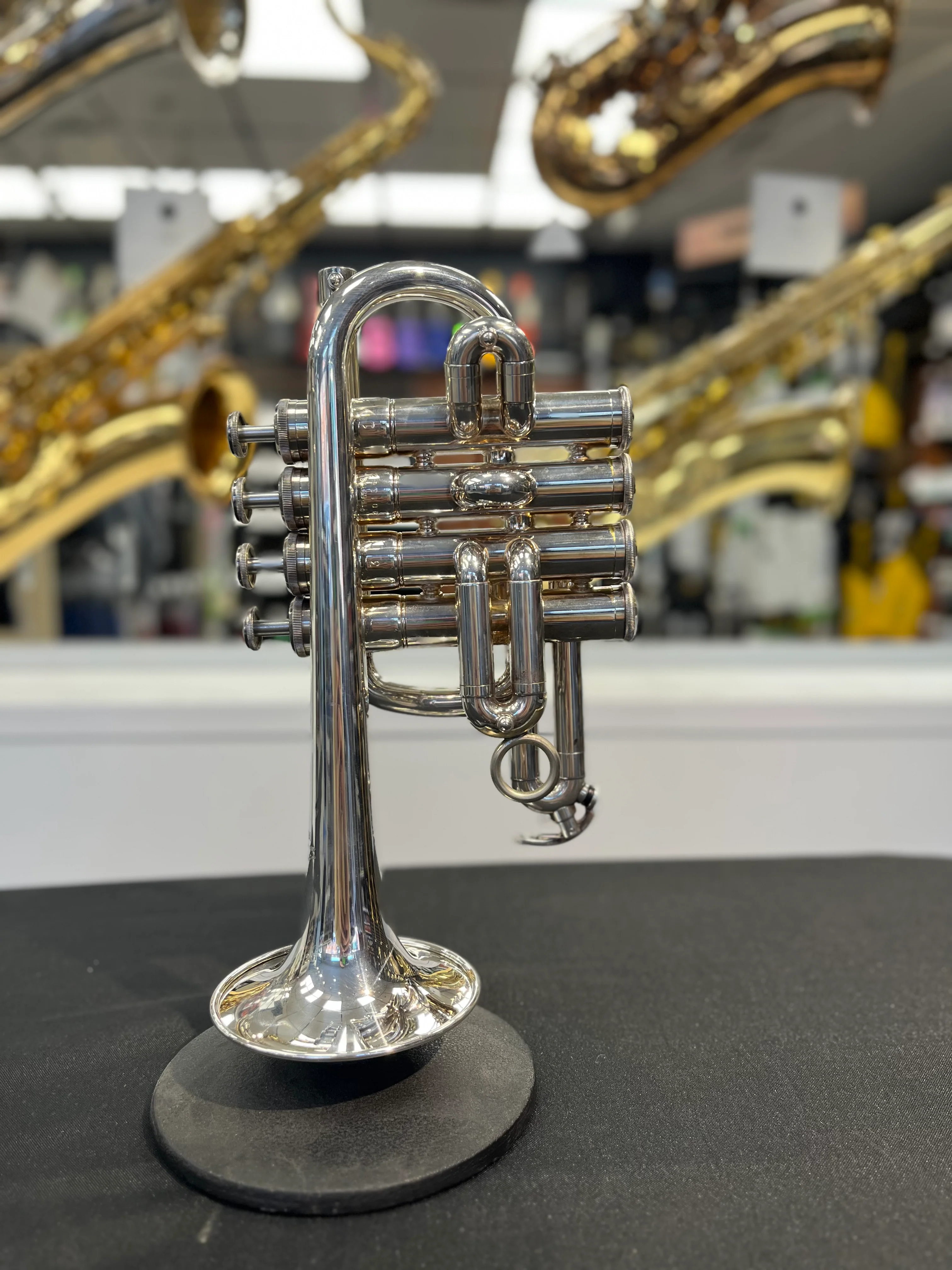 Pre-Owned Yamaha YTR-6810 Silver Piccolo Trumpet - Image 3