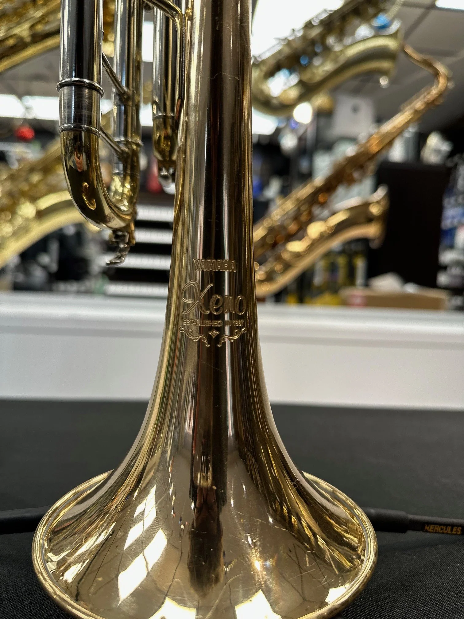 Pre-Owned Yamaha YTR-8335G Trumpet - Image 4